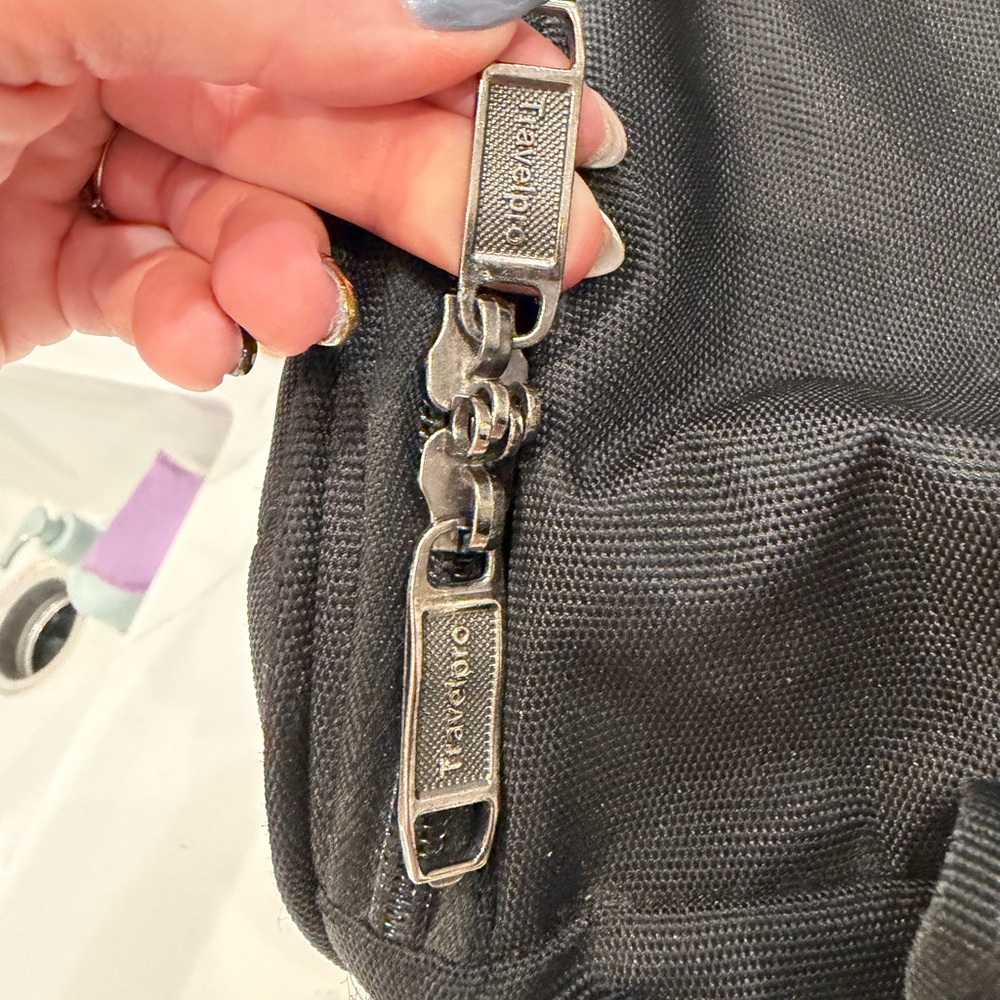 Elegant Black Mini Bag - Picture 7 of 12